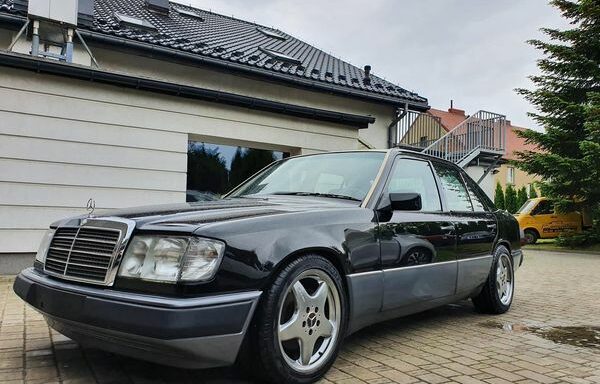 Mercedes Benz E400 (W124)