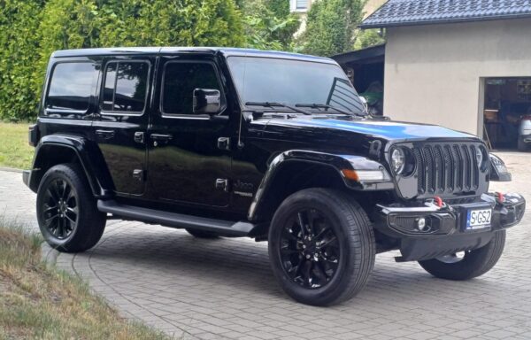 Jeep Wrangler Sahara (2021)